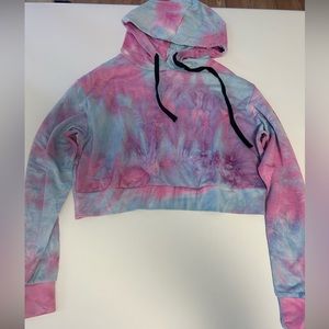Cropped tie dye hoodie